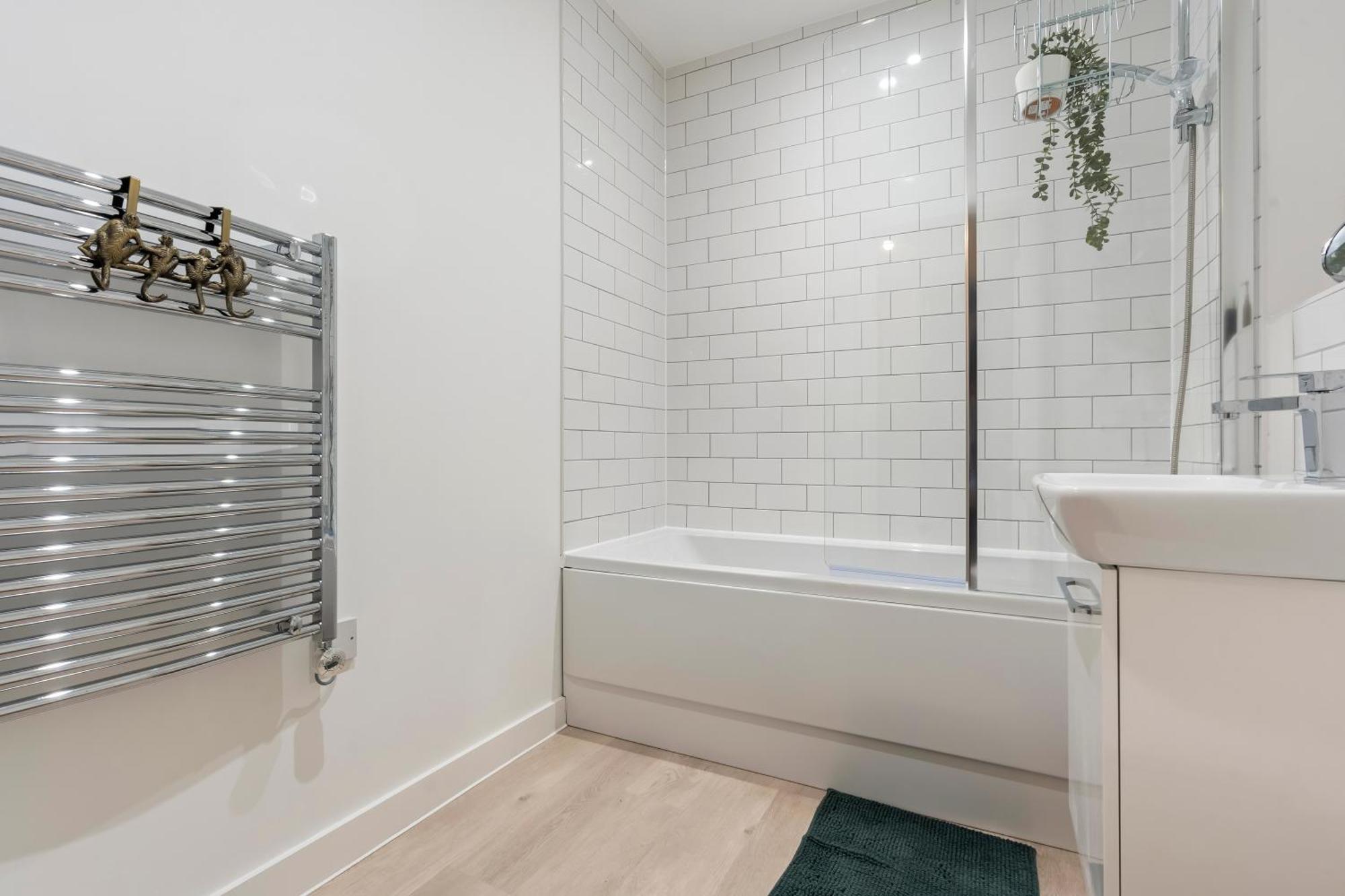 Evergreen Haven - Central 2Br - Free Parking W High Speed Wifi Бирмингам Екстериор снимка